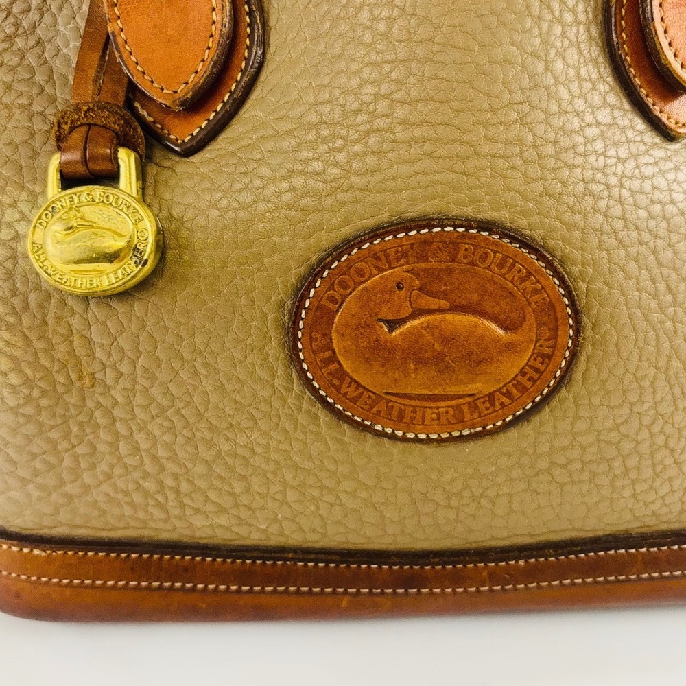 Vtg. Dooney & Bourke All Weather Leather Domed Satchel Taupe British Tan Bag - Picture 3 of 15